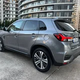 Mitsubishi Outlander Sport 2020 8