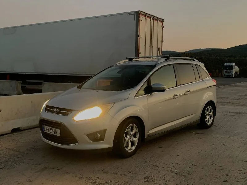 Ford Grand C Max 1