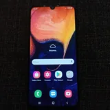 Samsung A50, смарт часы Canyon 1