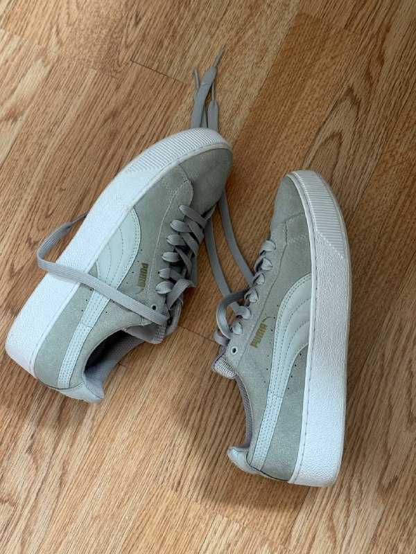 Кеды Puma, Топ H&M, Платье H&M, Джинсы Calvin Klein, Боди Италия