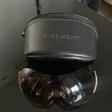 Солнцезащитные очки Givenchy 1