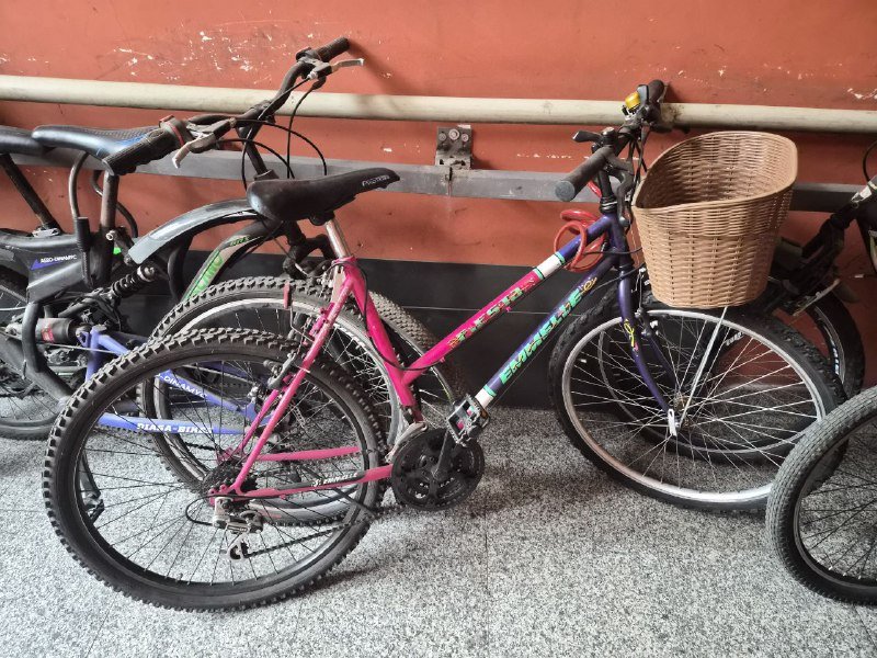 Велосипед для подростка с корзинкой и замком