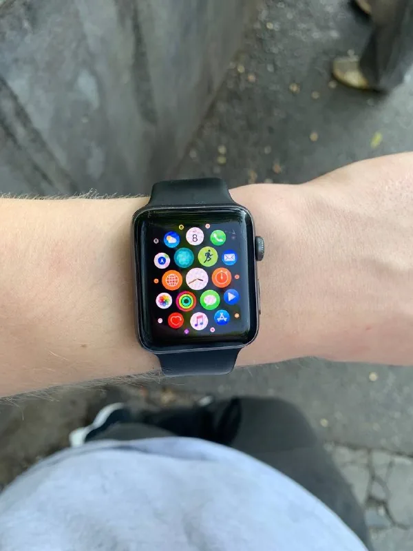 Apple Watch Series 2 2016 Space Gray 1
