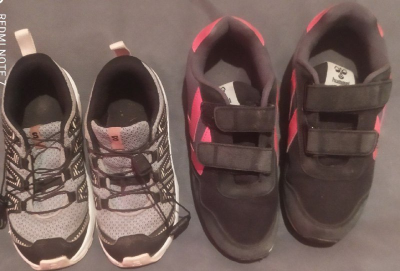 тетрадь Спайдер, рюкзак, босоножки Prada, босоножки Zara, кроссовки спорт и Nike 6