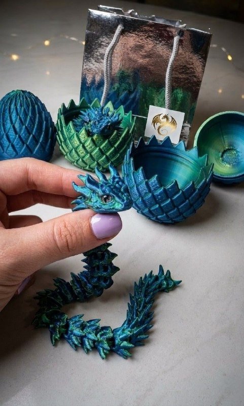 Драконьи яйца, драконы