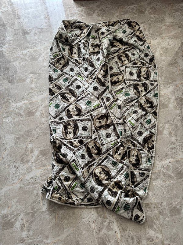 3 чехла и 3 стекла на IPhone 16 Pro Max 2