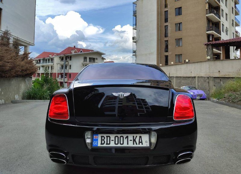 Bentley Continental flying spur 2010 3