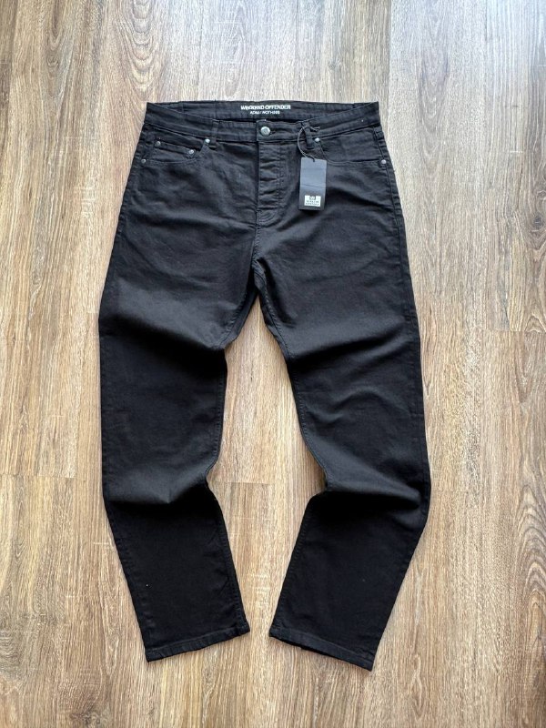 Шорты Carhartt, сумка Kipling, кепка Saucony, женские джинсы True Religion, футболка Yamaha, штаны Nike, поло Stone Island, джинсы Weekend Offender, шорты Evisu 8