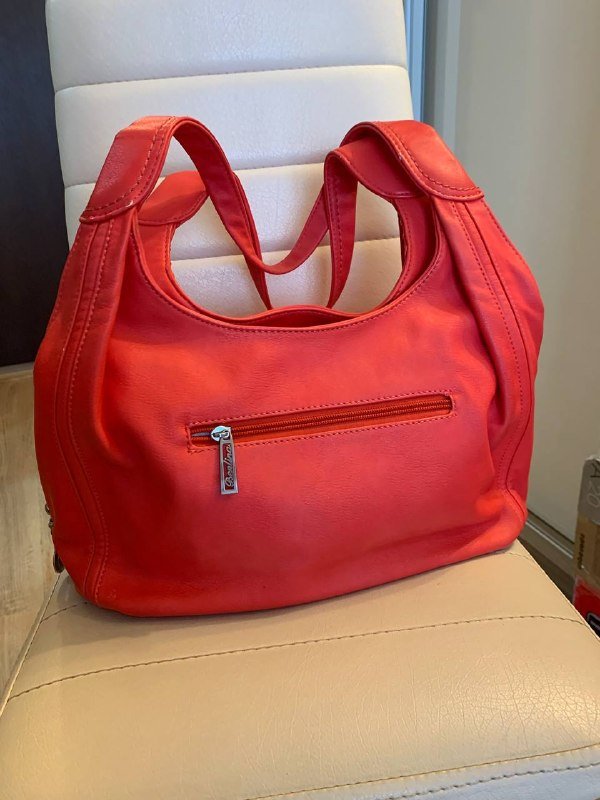 Красная сумка