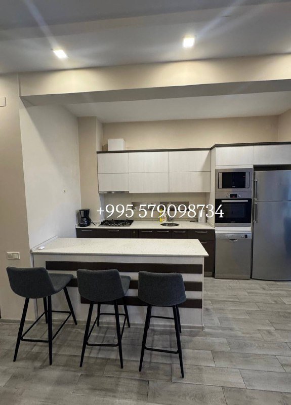 3х комнатная квартира с 2 спальнями в старом городе Батуми 8