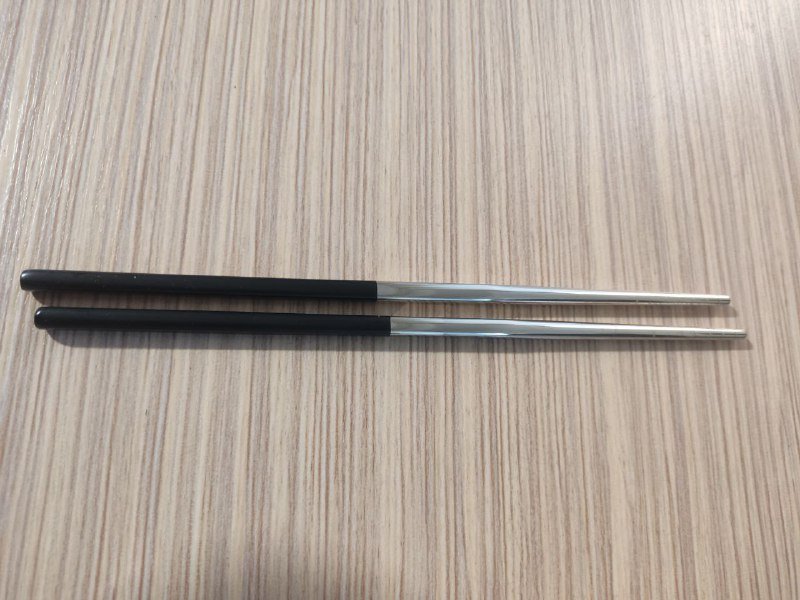 Салфетница, палочки для суши, сумка-тележка, сушилка для белья, уличный стол 2