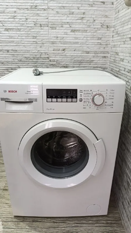 Стиральная машина Bosch 1