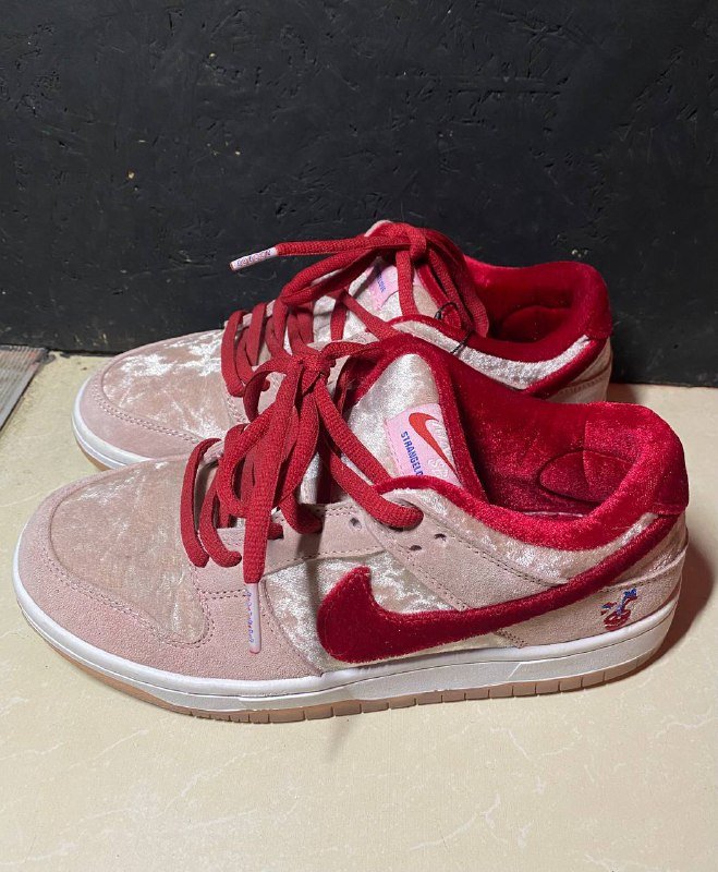 Кроссовки Nike мужские, размер US 7 EUR 40