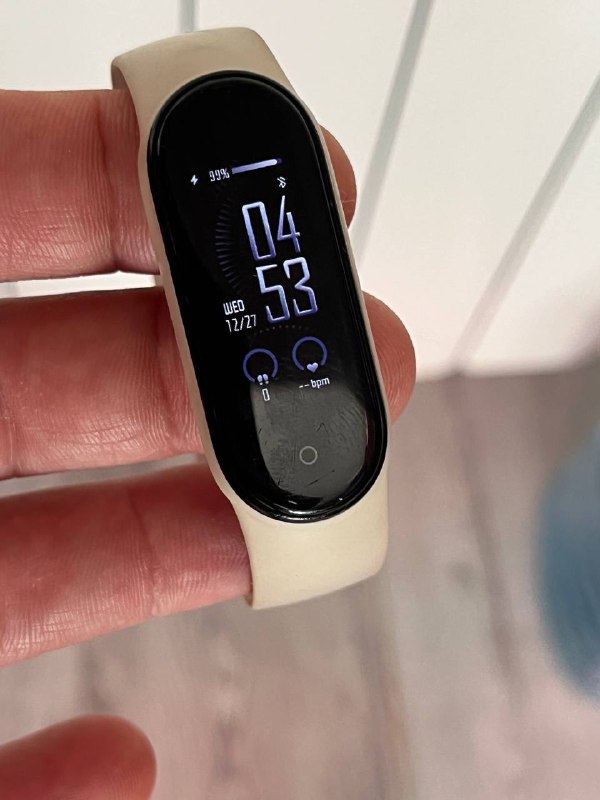 Фитнес браслет Xiaomi MI Band 5 с ремешком