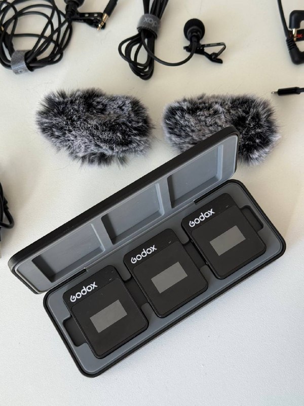 Комплект беспроводных микрофонов Godox MoveLink II M2 2