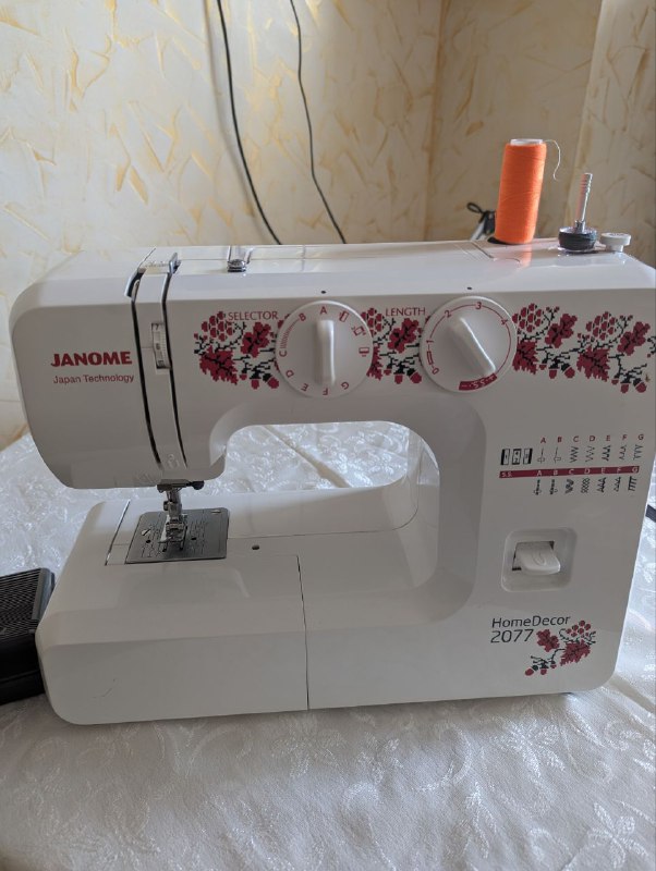 Швейная машинка и оверлок Janome 2
