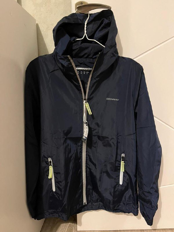 Куртка-ветровка Donnay размер М unisex водонепроницаемая