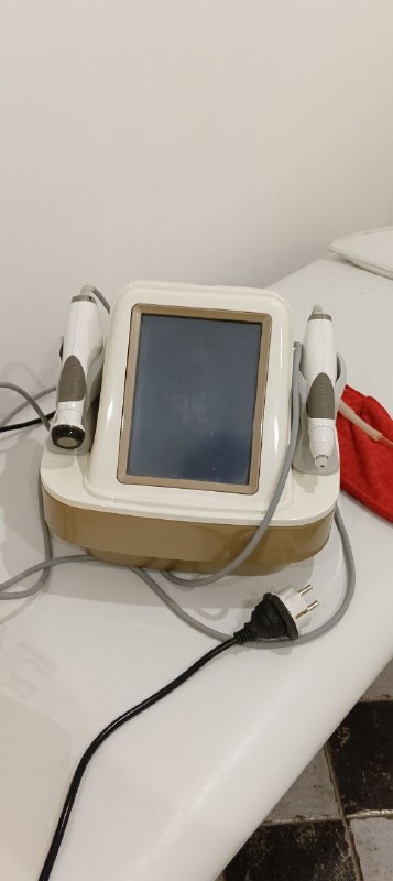 Аппараты для косметолога, маникюрный стол, педикюрное кресло, лампы УФ, стерилизатор, аэрограф 2