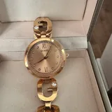 Женские часы Guess 2