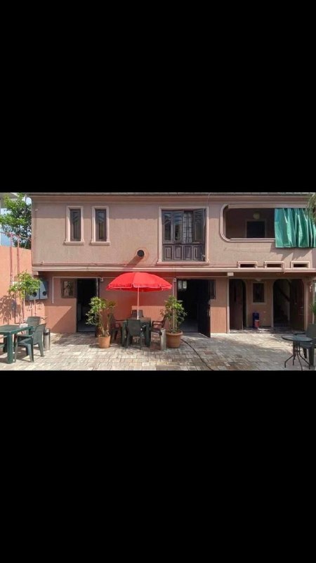 Квартира в аренду с мебелью и бытовой техникой в Батуми 3