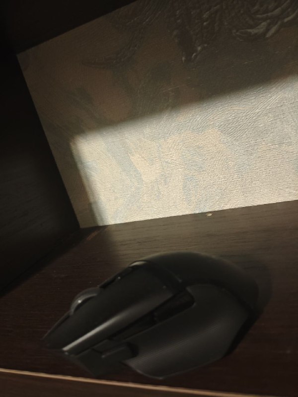 Ноутбук ASUS Vivobook, геймпад, мышь Razer 9