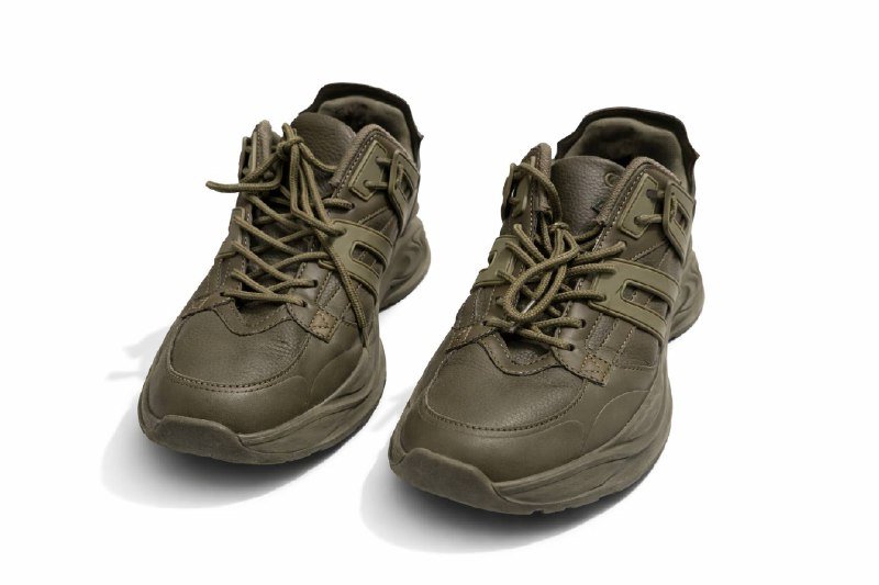 Оригинальные кроссовки Guess размер 43