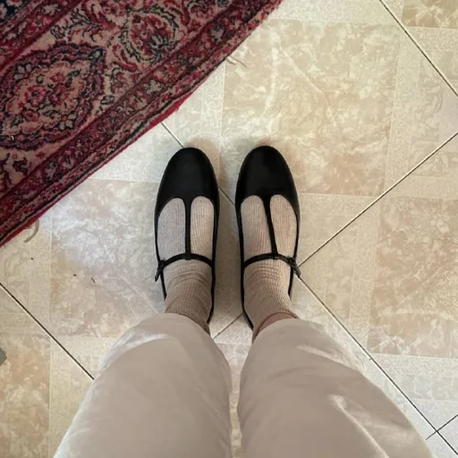 Балетки Uniqlo x Clare Waight Keller