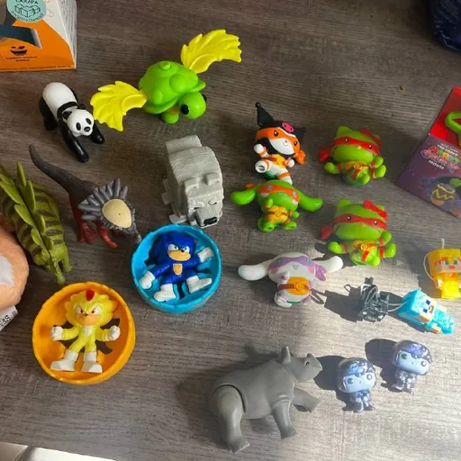Игрушки из McDonalds и Kinder Joy