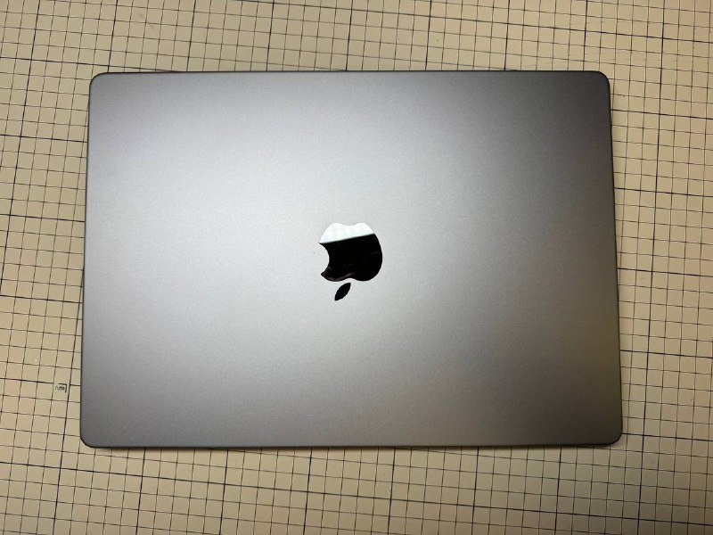 MacBook Pro 14-inch 2023 16GB/1TB Space Grey 4