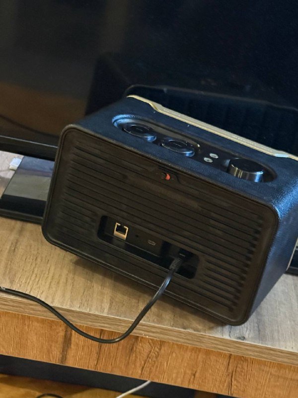 Колонка JBL Authentics 200 3