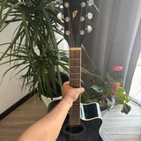 Электроакустическая гитара Ibanez, ремень, чехол, каподастр 2