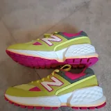 Женские кроссовки New Balance 6