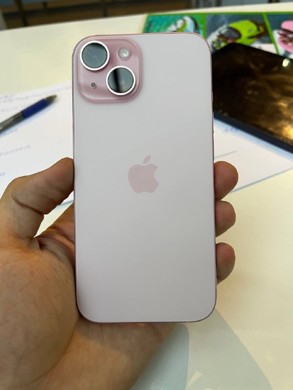 iPhone 15 1
