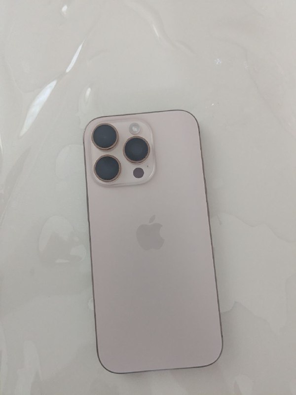 Iphone 16 pro 128gb Desert Titanium 4