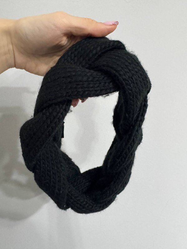 Боди, шарф, юбка, футболка Zara, шапка и повязка 7