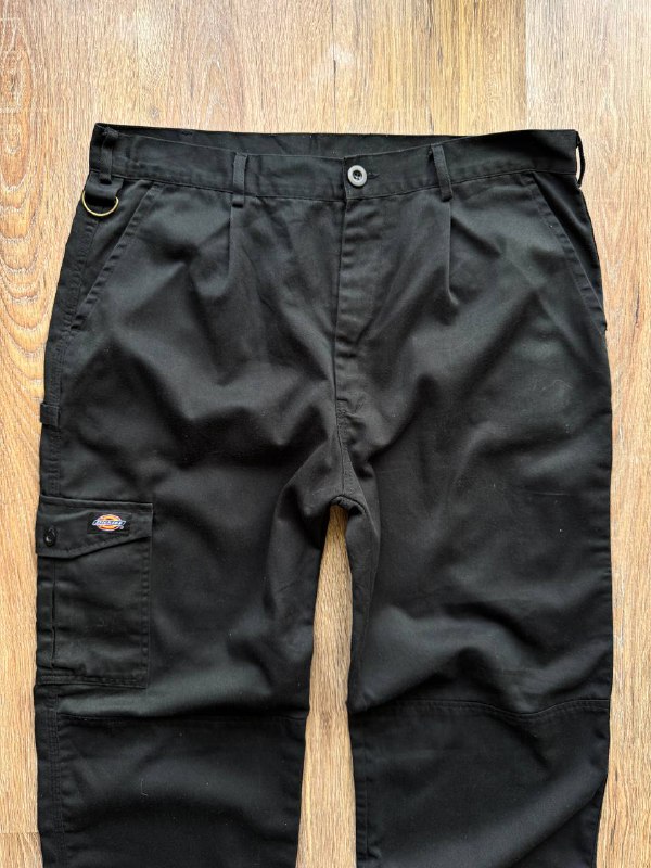 Карго Jack Wolfskin, Dickies, джинсы Carhartt, Fjällräven, True Religion, RRL Ralph Lauren, шорты The North Face, Oakley, Champion 2