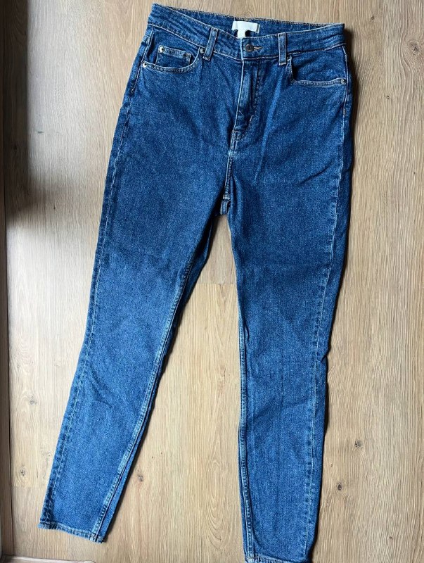 Женские джинсы H&M, джинсы Zara, шорты Pull&Bear