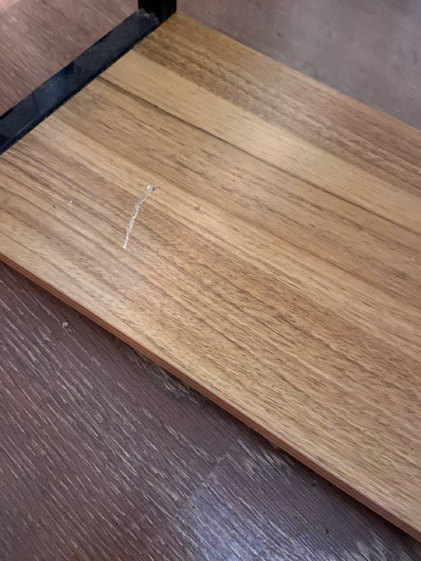 Стол из МДФ с металлическим каркасом 4