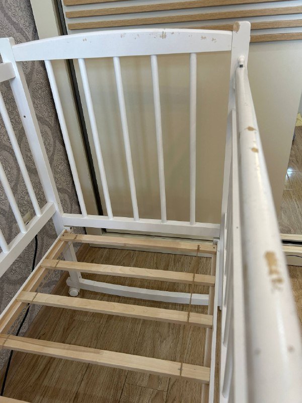 Детская кроватка с маятником и матрасом 4