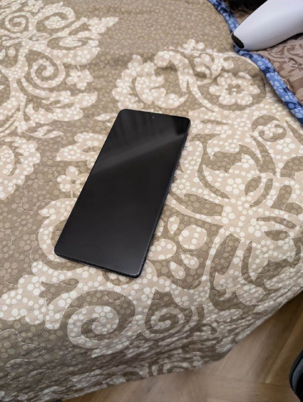 Motorola Edge 30 Pro 4