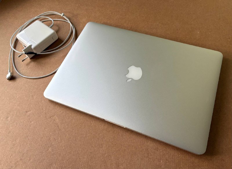 Ноутбук Apple MacBook Pro 15 Mid 2015