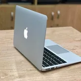 MacBook Air 11 10