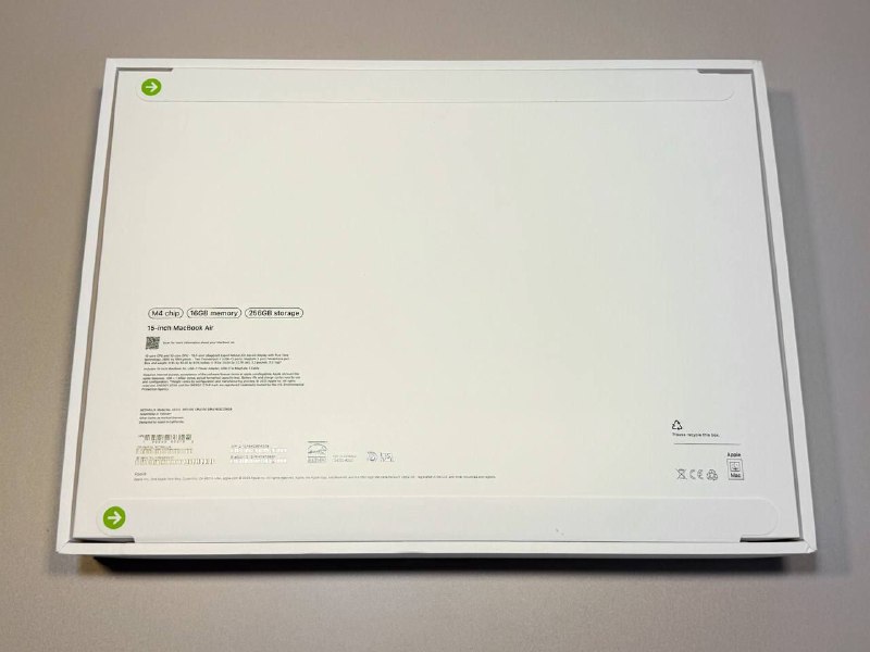 MacBook Air 15" M4, 256 GB, Sky Blue 2