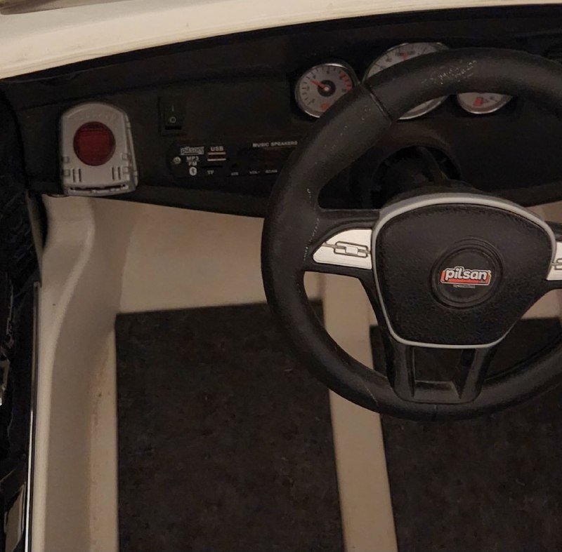 Детский электромобиль 3