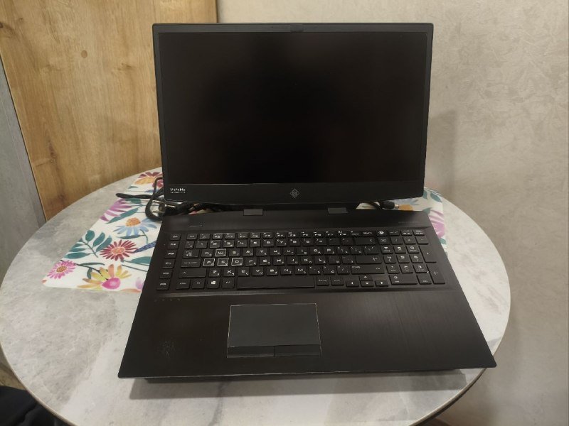 HP OMEN 17-cb1022ur ноутбук 3