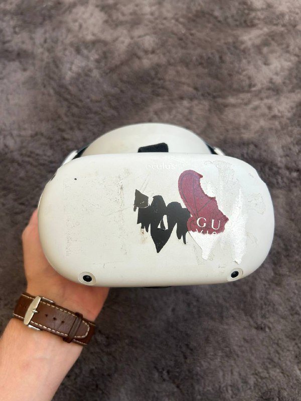 VR-шлем Meta Quest 2 с аксессуарами 6