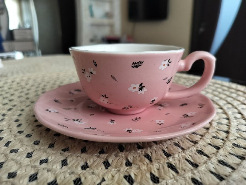 Стаканы, салатницы, икорница, рюмки, кружки, чашки, чайные пары 10