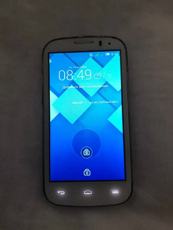 Смартфон Alcatel One Touch 5036D 1