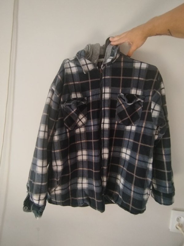 Флисовая куртка размер L-XL