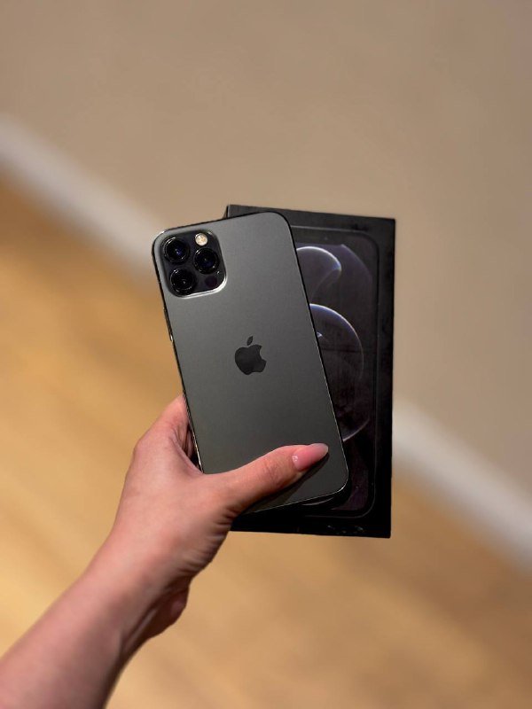 iPhone 15 Pro, 128 GB, iPhone 12 Pro, 128 GB 4